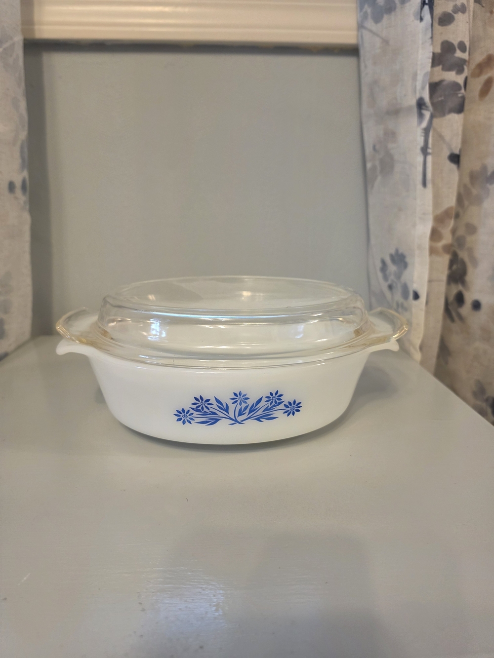 Fire King White Casserole Dish with Blue Floral Motif and Clear Lid 1 1/2 Quart